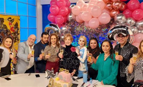 todo para la mujer elenco|Maxine Woodside celebra 33 años de su programa .